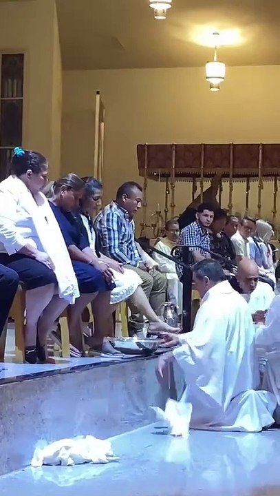 Lavatorio de pies: significado y tradición en la Iglesia Católica