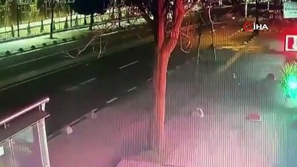 Dağda biten terörist şehirde cirit atıyor! İdam olmayınca Bağcılar'da bakın ne oldu