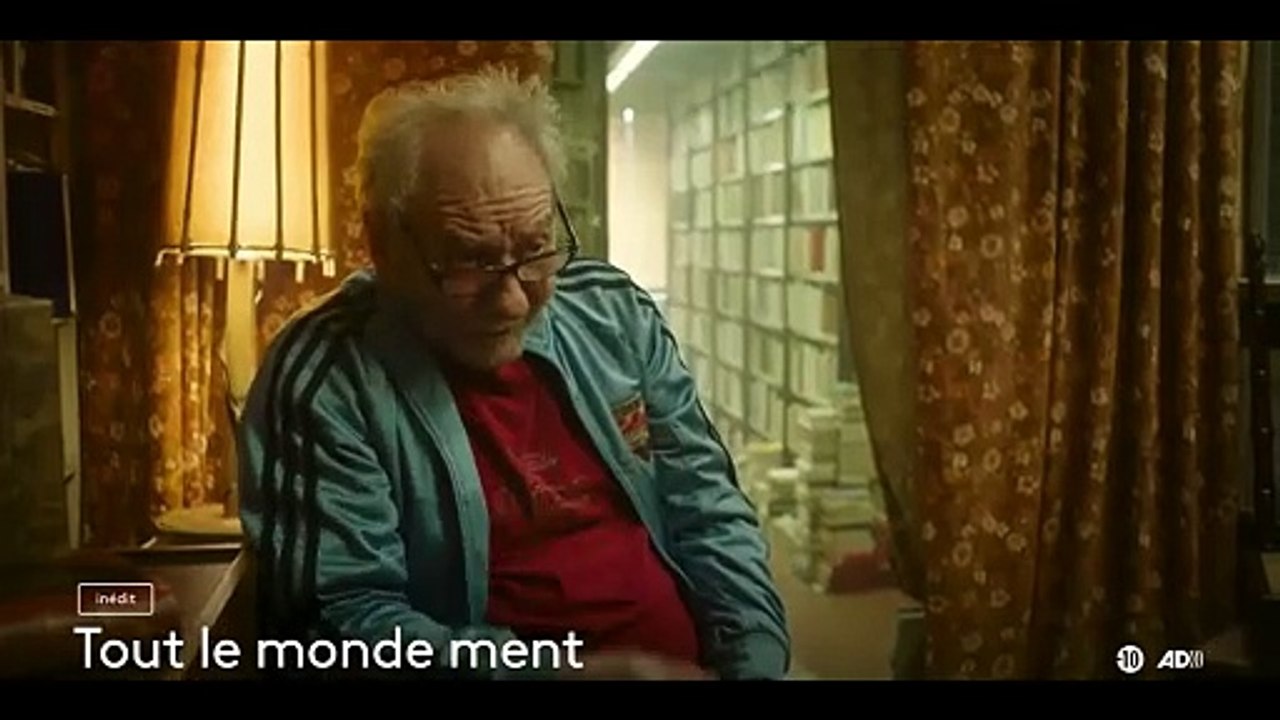 Tout le monde ment