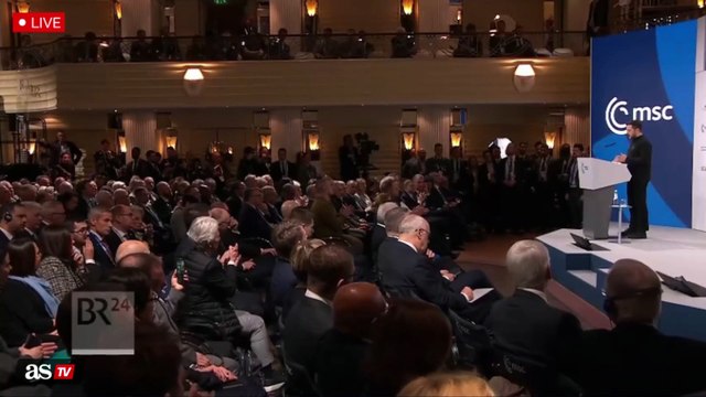 Zelenski: Ahora mismo el miembro más influyente de la OTAN parece ser Putin