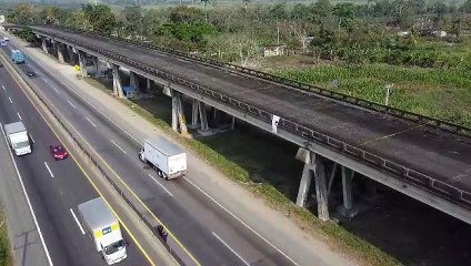 Terror en Tabasco: cabeza humana colgada en puente