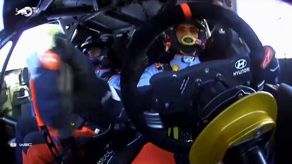 Suède - Elfyn Evans en tête, Ott Tänak chute du podium