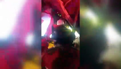 Resucitan paramédicos a conductor aplastado por su propia camioneta