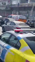 Volcadura deja tres heridos en centro de Monterrey