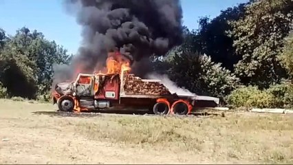 Queman camión de talamontes pobladores de Ocuilan