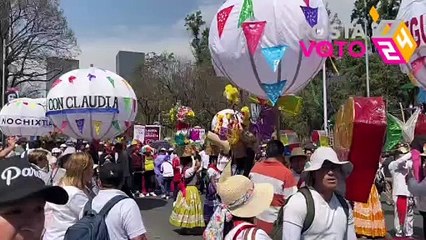 Simpatizantes de Morena cierran avenida Juárez en CDMX (VIDEO)