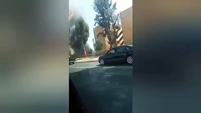Incendio consume varios vehículos y una bodega en Metepec (VIDEO)