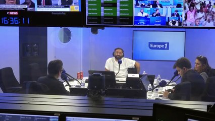 Cyril Hanouna promet de "faire ch***" les "bien-pensants" en étant "encore plus à l'antenne qu'avant" lors de son émission sur Europe 1.
Crédit : Europe 1/On marche sur la tête