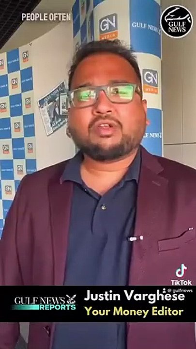 Spending psychology: When should you stop using your credit card and pay cash instead?