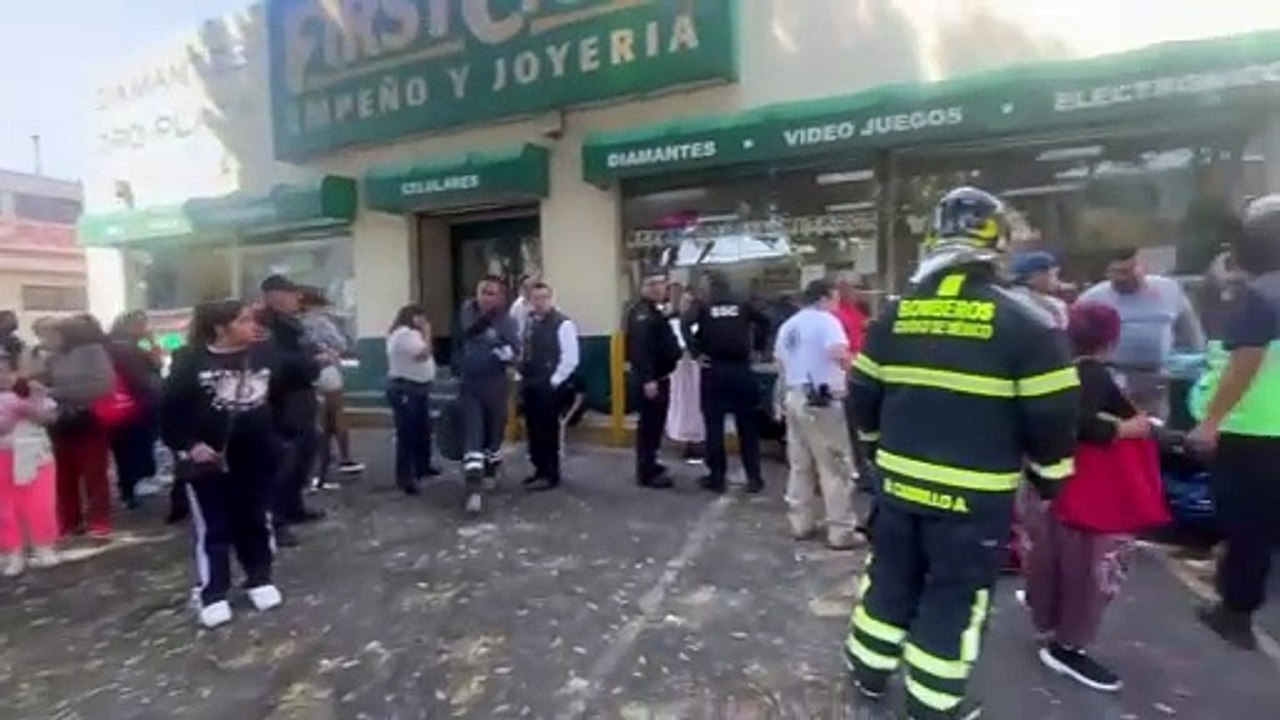 Choque de microbús deja a once personas lesionadas en GAM