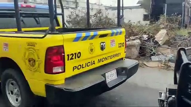 Consume incendio domicilio en avenida Colón en Monterrey