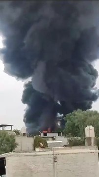 VIDEO | Incendio en bodega de reciclaje de plásticos en Valle de Chalco