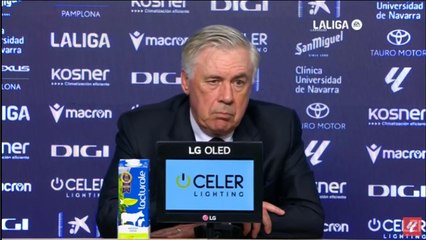 Ancelotti responde a los gritos de "Asencio muérete" y "Vinicius muérete"