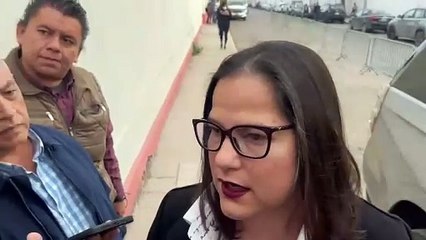 Piden a los padres de familia no pernoctar afuera de escuelas por inscripciones