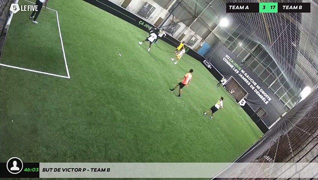 But de Victor P - Team B