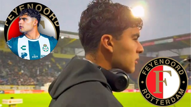 Stephano Carrillo realiza reconocimiento de cancha con el Feyenoord