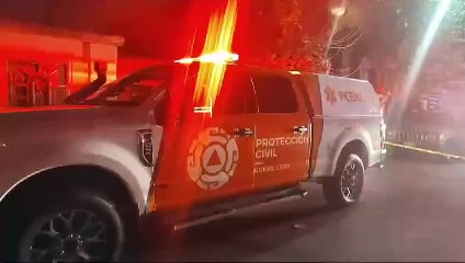 Incendio consume dos cuartos domicilio en Monterrey