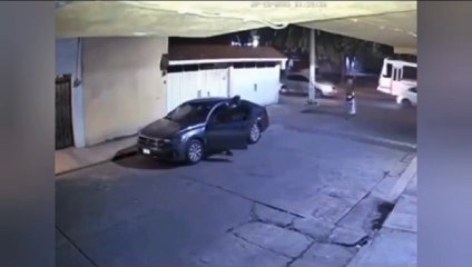 Balean a conductor, intentar robarle su vehículo en Ecatepec (VIDEO)