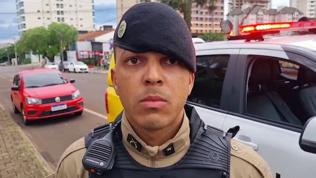 Vítima havia acabado de realizar saque bancário, quando foi esfaqueada em assalto