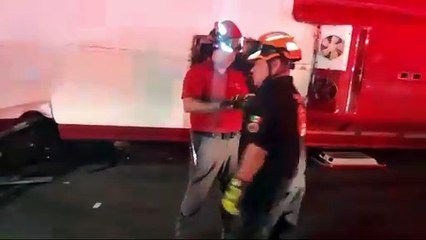 Tren impacta autobús en Monterrey; hay una persona fallecida y múltiples heridos l VIDEO