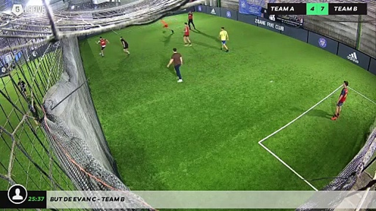 But de Evan C - Team B