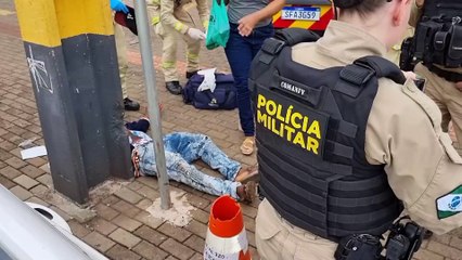 Haitiano é esfaqueado após ser vítima de assalto na Avenida Brasil