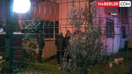 Tuzla'da Kolonlarındaki Çatlak Sebebiyle Bina Boşaltıldı