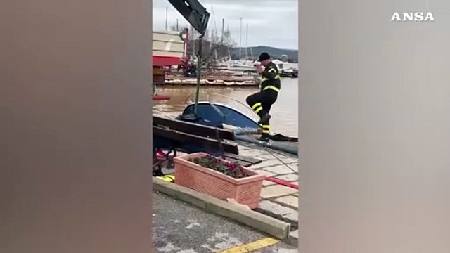 Bomba d'acqua nel Grossetano, rovesciate barche nel porto di Talamone