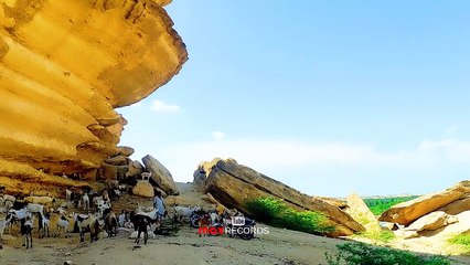 Mountain Of Aror ⛰️ Historical Place 🏛️ Naieen Takkar | Rohri Sukkur | Sindhi Vlogs | HD Video - max RECORDS
