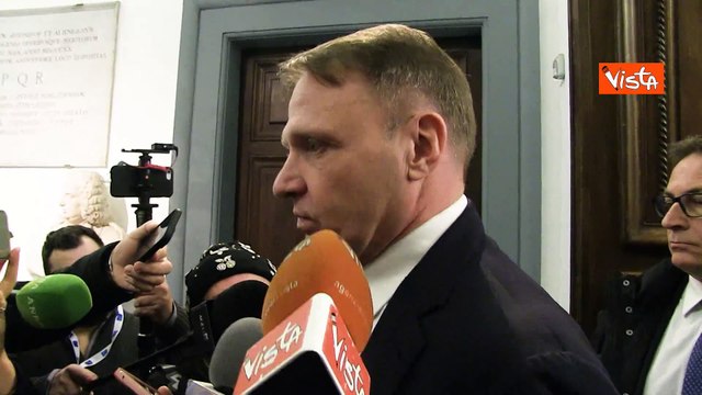 Lollobrigida: Etichette sul vino? Alcune politiche Ue aggrediscono nostri prodotti