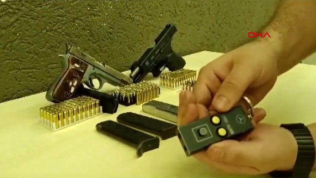 Şantaj ve tehditle imzalattıkları senetlerle 17 milyon liralık vurgun yapan çete çökertildi