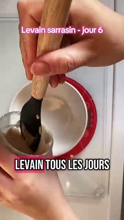 J’ai l’impression qu’on commence à dompter notre levain ! #levain