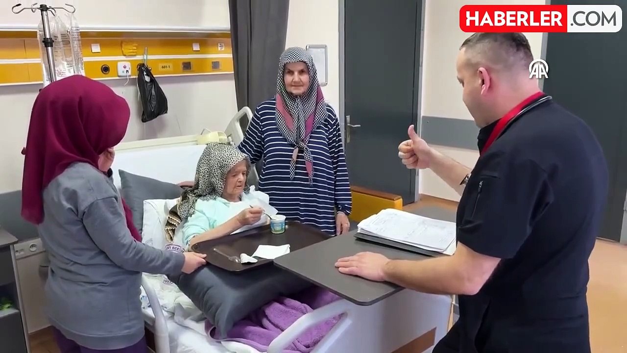 Zonguldak'ta 92 yaşındaki kadın yuttuğu zeytin ve hurma çekirdekleri nedeniyle ameliyat edildi
