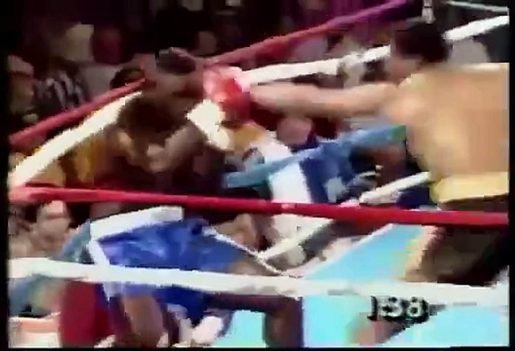 Michael Moorer vs Alex Stewart - + Evander Holyfield & George Foreman interviews - HBO 7-27-91