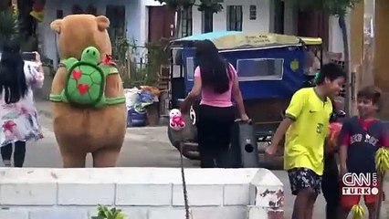 Peru’da polisten kostümlü uyuşturucu baskını