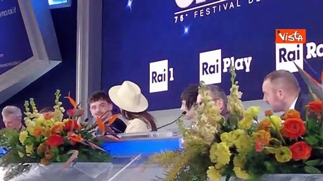 Lucio Corsi: Mio pap?, come quello di Olly, portava fuori i cani quando l'ho sentito ieri notte