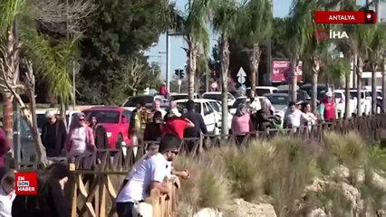 Antalya şubatta baharı yaşadı