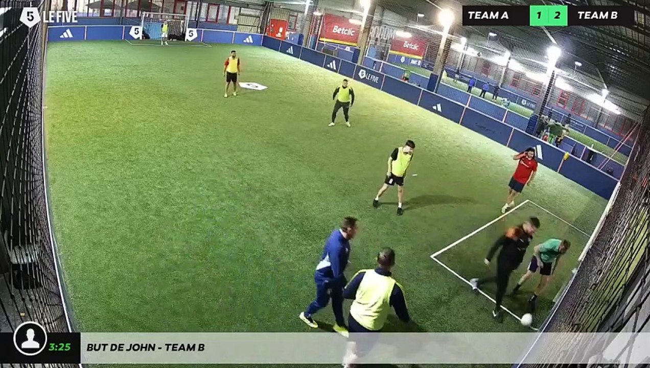 But de John - Team B