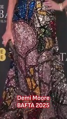 Demi Moore en la alfombra roja del los BAFTA 2025