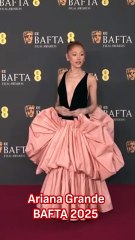 Ariana Grande en la alfombra roja del los BAFTA 2025