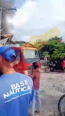 Incêndio atinge supermercado em Praia do Forte