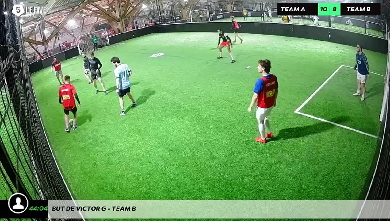 But de Victor G - Team B