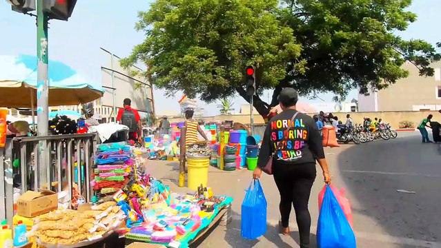 🇬🇭 EXPLORING AFRICAN STREET MARKET FROM MAKOLA MARKET TO TEMA STATION IN ACCRA GHANA || 4K WALKING TOUR || 4K WALK IN GHANA #MAKOLA #TEMASTATION #CITY #AFRICA