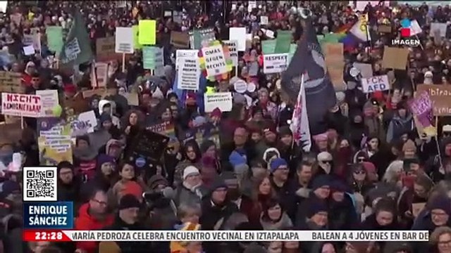 Alemanes se manifiestan a favor de la democracia y en contra de la ultra derecha