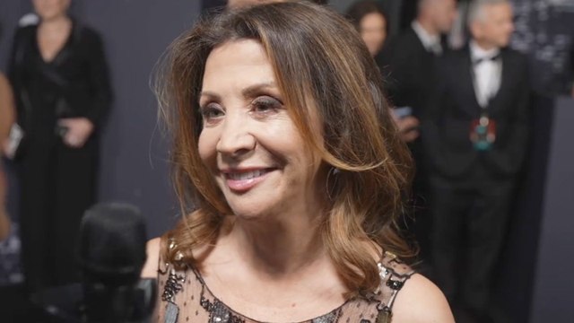 Cheri Oteri on SNL's Cutthroat Writing Process & The Sketch She Snuck Onto Update | SNL 50