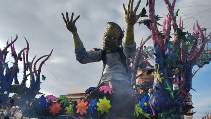 Carnevale, Mentana e Veronesi a Viareggio per la sfilata dei carri