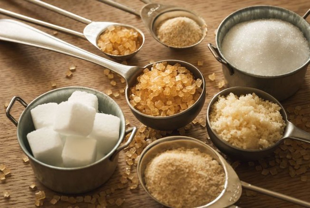 Édulcorants : sorbitol, aspartame... Voici pourquoi il faut se méfier de ces substituts au sucre