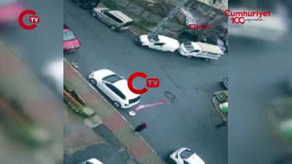 Eyüpsultan'da sokak ortasında vahşet: Yaşlı adama yumruk attı!