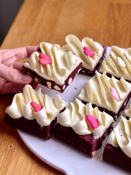Brownies Red Velvet avec Glaçage Cream Cheese | Recette Facile et Gourmande Brownies Chocolat Chewy
