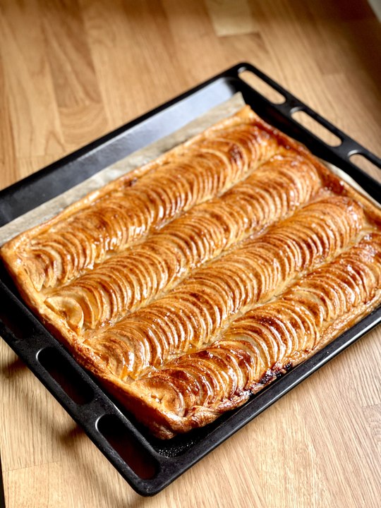 Tarte Fine aux Pommes 100% Maison | Recette Facile, Rapide et Croustillante avec Pâte Feuilletée